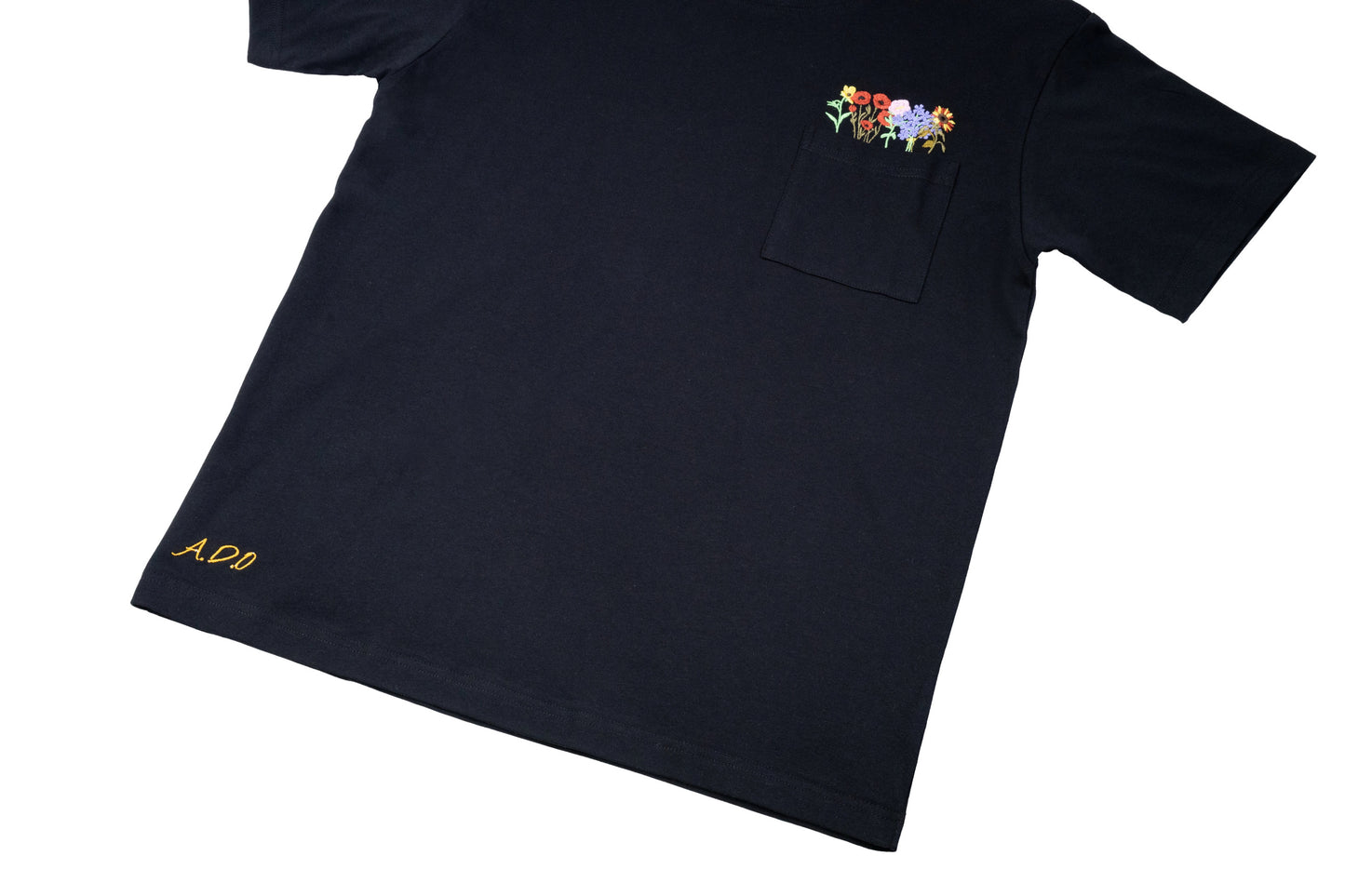 "Peony" US Embroidered T-Shirt ii